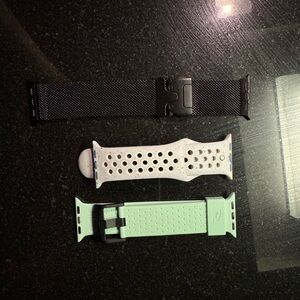 Apple Watch Band Nike white, UAG Mint and Milanese black 41mm